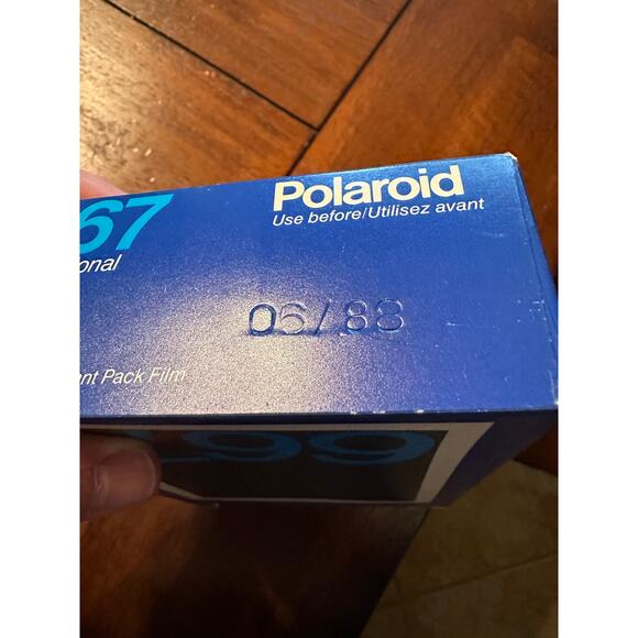Vintage Polaroid 667 Film Sealed Box Expired June 1988 - Picture 7 of 7